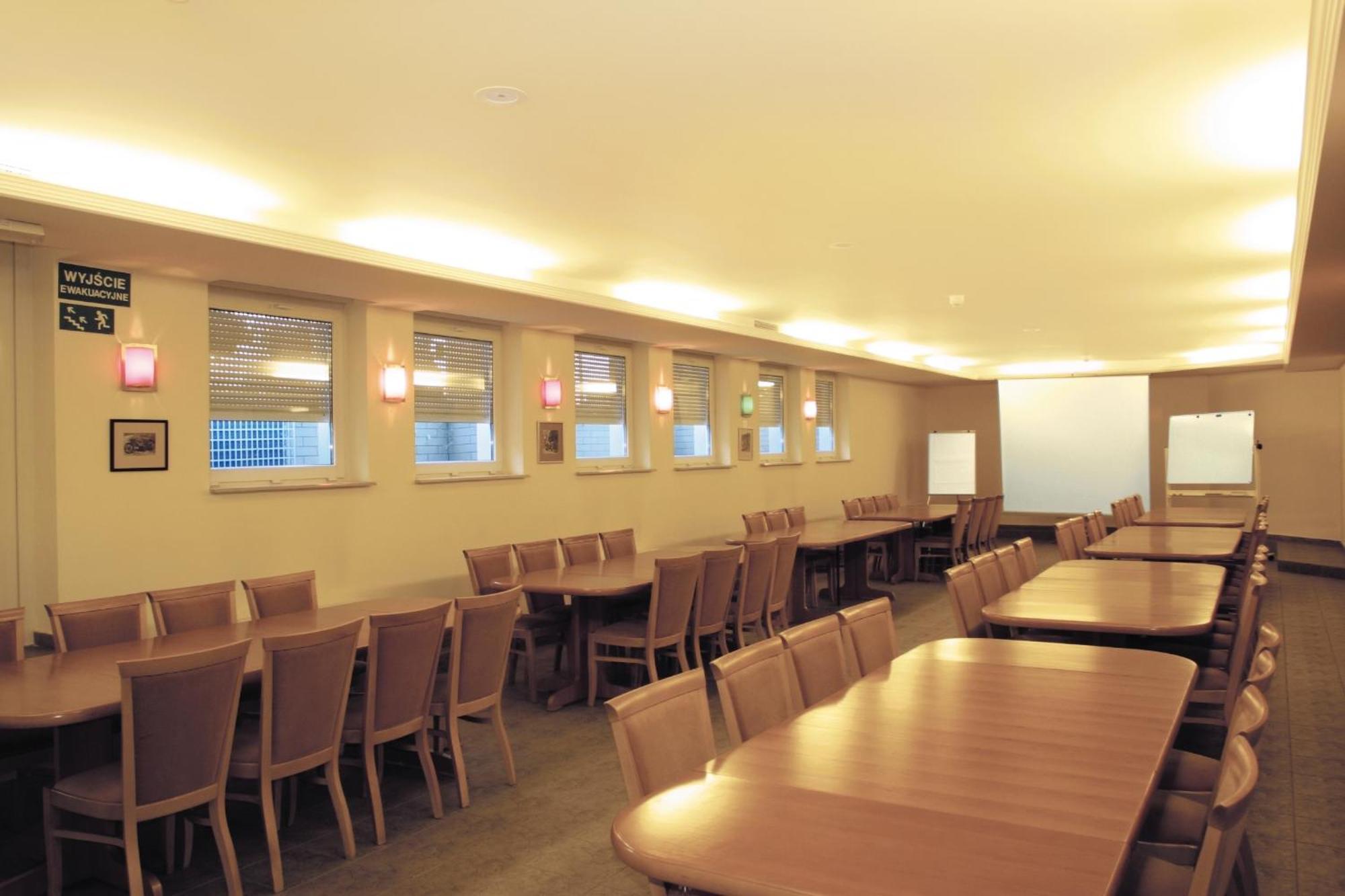 Hotel Bielany Bielany Wrocławskie Extérieur photo