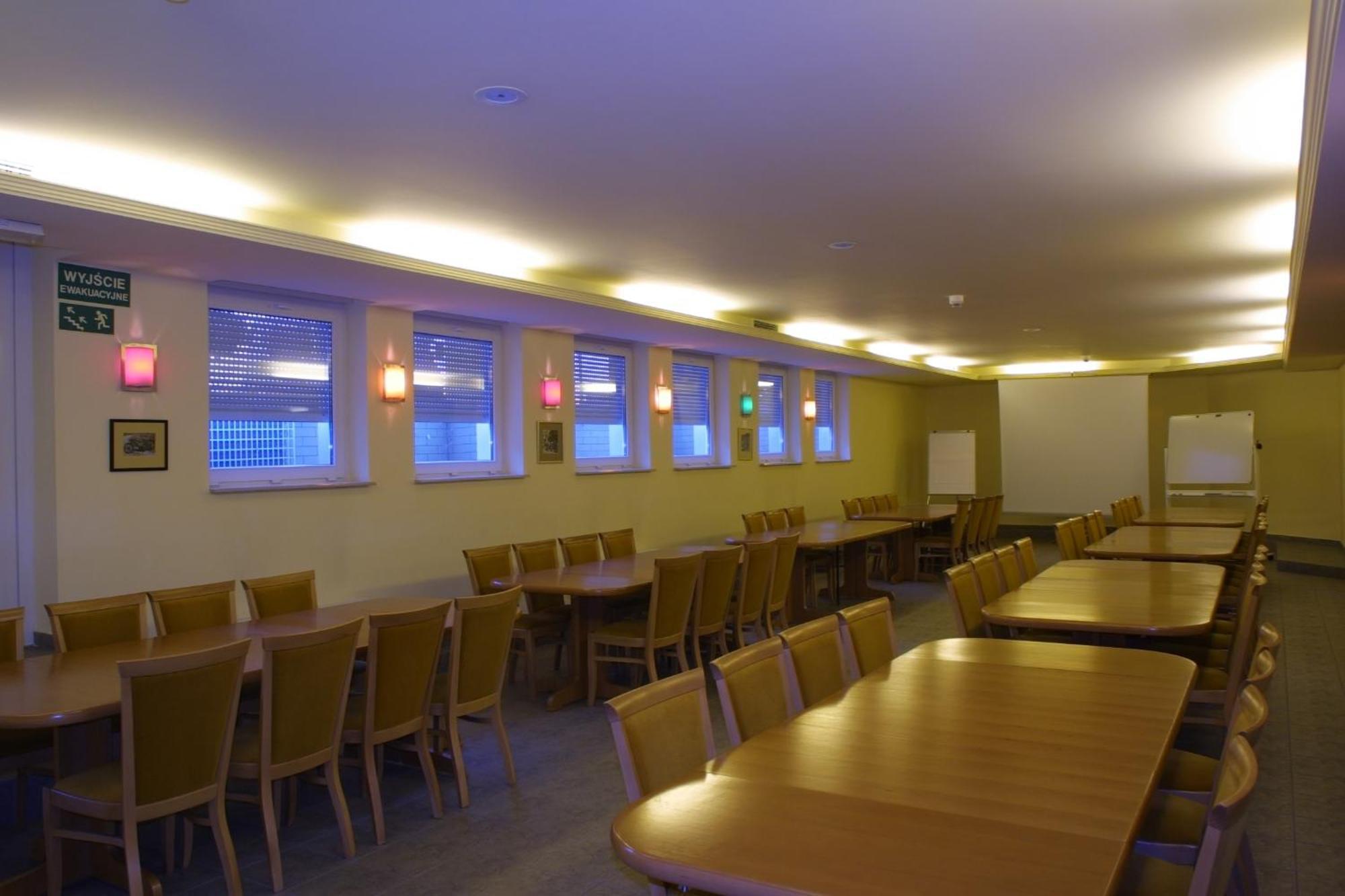 Hotel Bielany Bielany Wrocławskie Extérieur photo